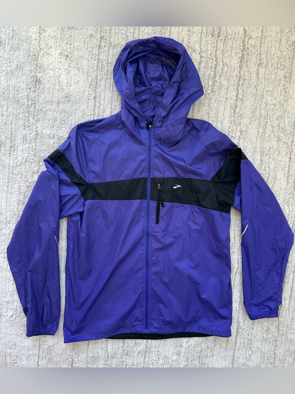 Brooks Shelter Technology Lightweight Running Jacket Hooded Men’s Medium
